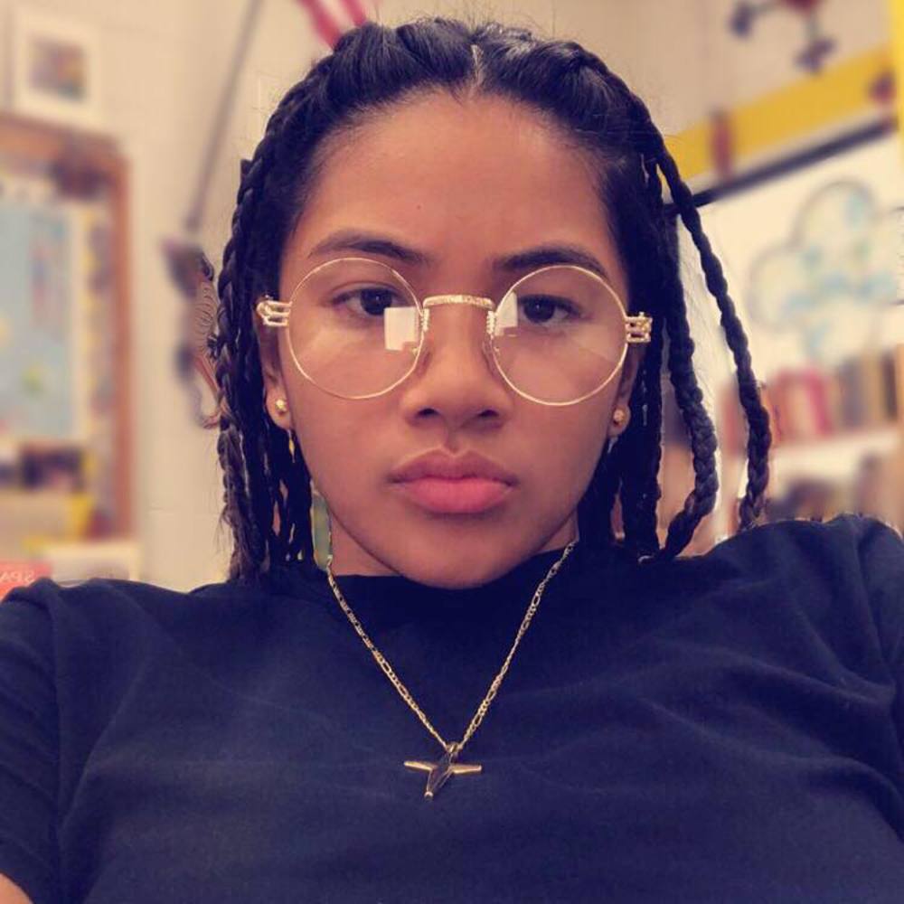 Meet your Posher, Arielle